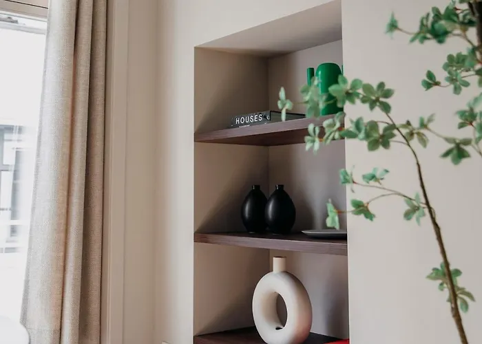 The Guest 's-Hertogenbosch (Den Bosch)