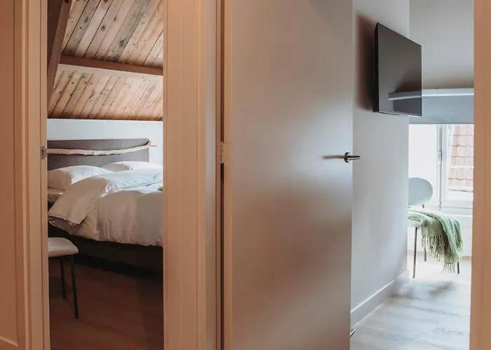 The Guest 's-Hertogenbosch (Den Bosch)