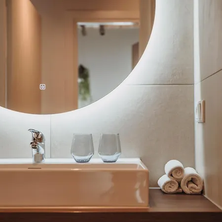 The Guest Апартаменты Ден Бош